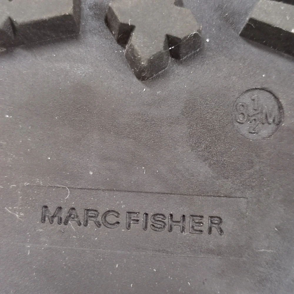 Marc Fisher Isalia Combat Boot Tan Suede with Faux Shearling Lining Size 8.5